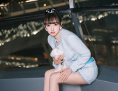 陈逗逗蓝色小香风,时尚与个性的完美融合
